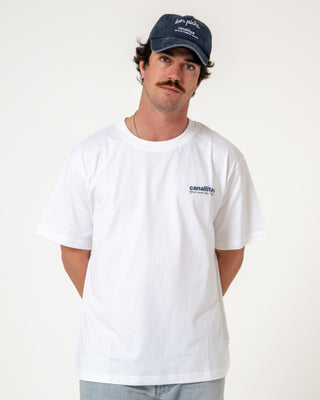 Camiseta Blanca Who The Fuck is Julio Iglesias?.